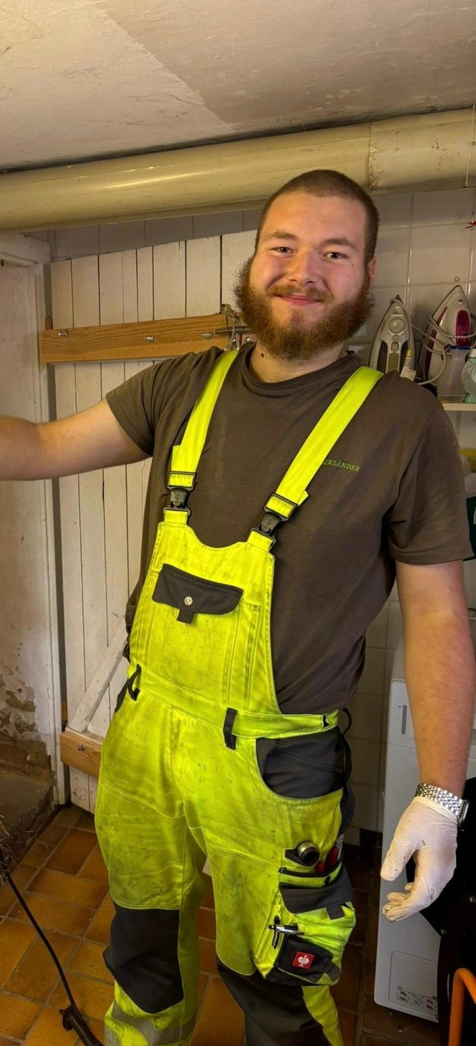 AKTIV Rohrreinigung - Tim Grobert