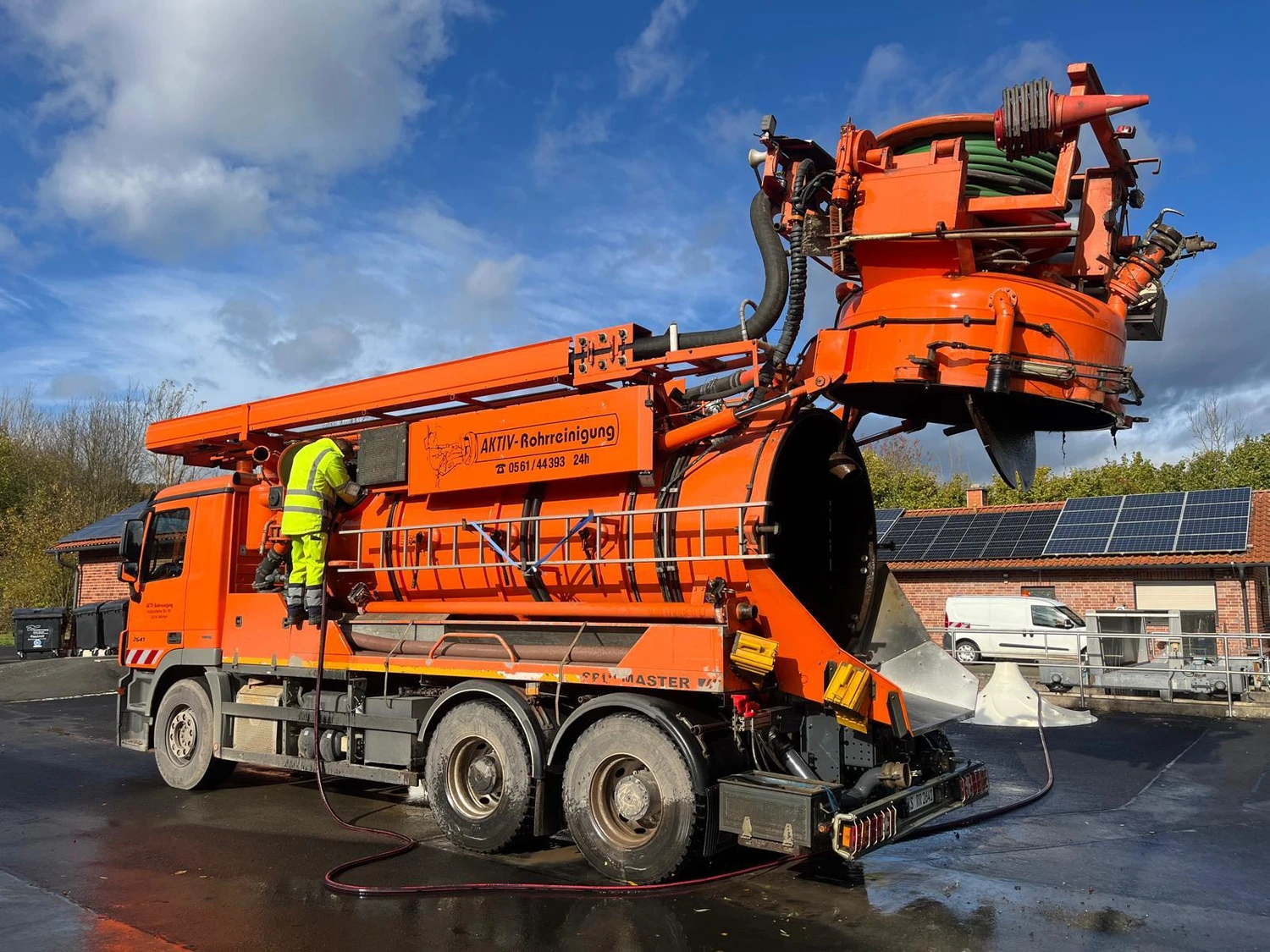 AKTIV Rohrreinigung - LKW